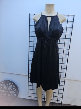 Esley Black Halter Mini Dress with Keyhole
